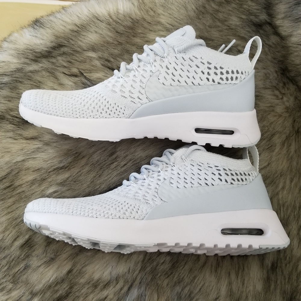 Nike Air Max Thea Ultra Flyknit - Picture 2 of 8